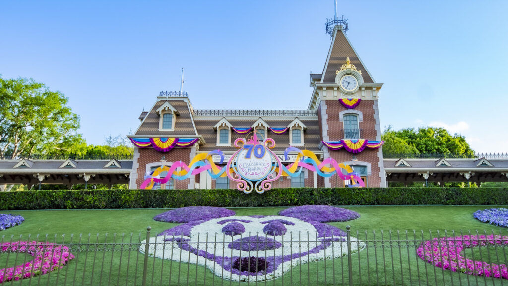 Disneyland Resort 70th Celebration Begins May 16, 2025 – Décor